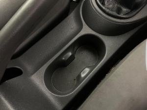 Volkswagen Caddy 2.0TDiP/V - Image 7