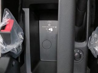 Renault Triber 1.0 Zen auto