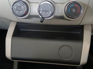 Renault Triber 1.0 Zen auto - Image 20