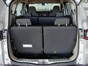 Renault Triber 1.0 Zen auto - Image 11