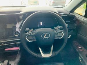 Lexus RX 350 - Image 12