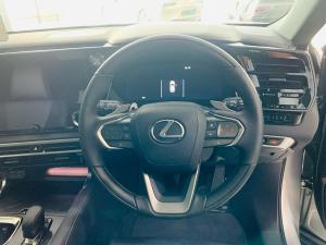 Lexus RX 350 - Image 17