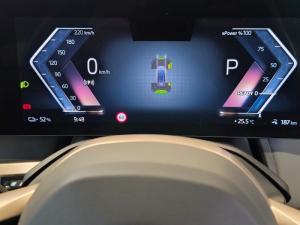 BMW iX xDrive40 - Image 15