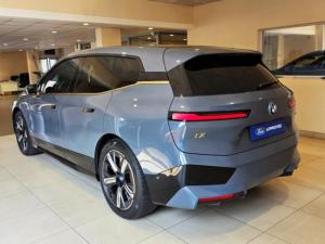 BMW iX xDrive40 - Image 3