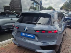 BMW iX xDrive40 - Image 3
