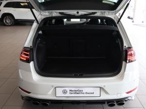 Volkswagen Golf R - Image 10
