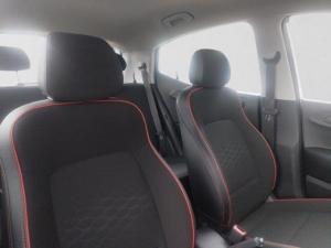 Hyundai Grand i10 1.0 Premium hatch - Image 11