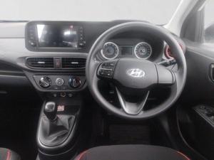 Hyundai Grand i10 1.0 Premium hatch - Image 12