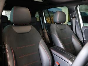 Mercedes-Benz GLB GLB220d 4Matic AMG Line - Image 14