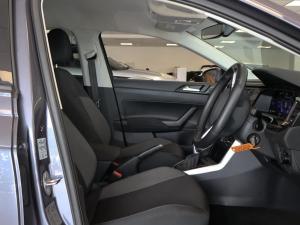 Volkswagen Polo hatch 1.0TSI Life auto - Image 13