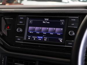 Volkswagen Polo hatch 1.0TSI Life auto - Image 14