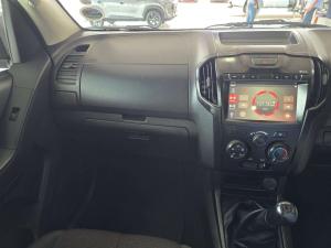 Isuzu D-MAX 250 HO HI-RIDE D/C - Image 18