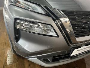 Nissan X-Trail 2.5 Acenta Plus 4WD - Image 4