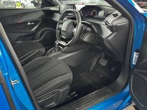 Peugeot 2008 1.2T Active auto - Image 17