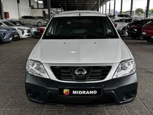 Nissan NP200 1.6i safety pack (aircon) - Image 2