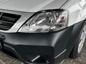 Nissan NP200 1.6i safety pack (aircon) - Image 4