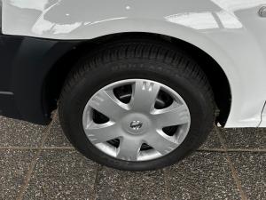 Nissan NP200 1.6i safety pack (aircon) - Image 5