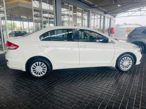 Suzuki Ciaz 1.5 GL manual - Image 8