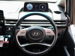 Hyundai Staria 2.2D Luxury - Image 12