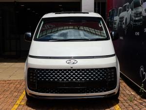 Hyundai Staria 2.2D Luxury - Image 6