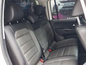 Volkswagen Amarok 2.0BiTDI double cab Highline auto - Image 7