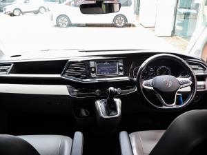 Volkswagen Transporter 2.0TDI Kombi SWB Trendline auto - Image 13