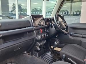 Suzuki Jimny 1.5 GLX AllGrip 3-door manual - Image 14