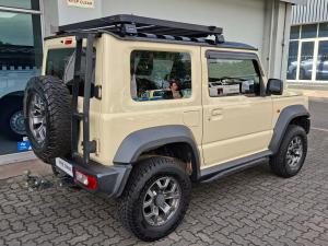 Suzuki Jimny 1.5 GLX AllGrip 3-door manual - Image 4
