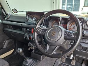 Suzuki Jimny 1.5 GLX AllGrip 3-door manual - Image 9