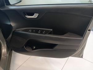 Kia Rio hatch 1.2 LS - Image 21