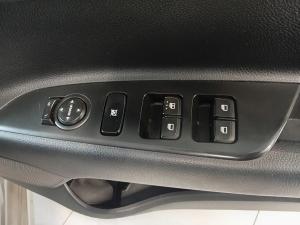Kia Rio hatch 1.2 LS - Image 23