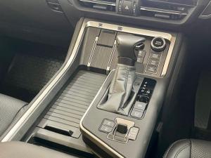 Nissan Navara 2.5DDTi double cab Pro-4X 4x4 - Image 7