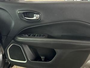 Jeep Compass 1.4T Longitude auto - Image 10