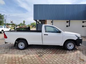 Toyota Hilux 2.4GD single cab S (aircon) - Image 3