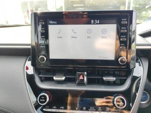 Toyota Corolla Cross 1.8 Hybrid XS - Image 15