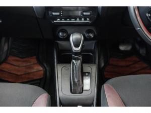 Toyota Starlet Cross 1.5 XS auto - Image 9