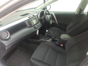 Toyota RAV4 2.2D-4D AWD GX - Image 7