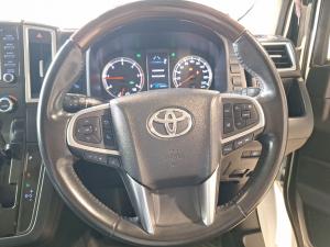 Toyota Quantum 2.8 LWB bus 9-seater VX Premium - Image 8