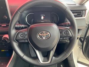 Toyota RAV4 2.0 VX - Image 8
