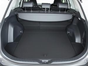 Toyota RAV4 2.0 VX - Image 19