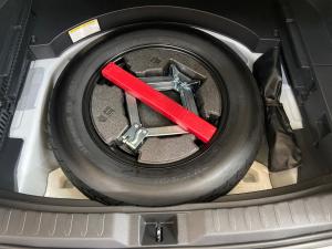 Toyota RAV4 2.0 VX - Image 22