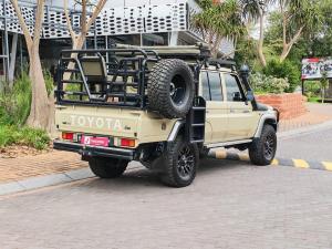 Toyota Land Cruiser 79 4.5D-4D V8 double cab LX - Image 2