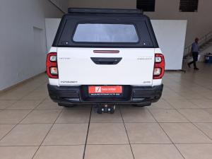 Toyota Hilux 2.8GD-6 double cab 4x4 Raider auto - Image 5