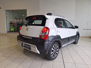 Toyota Etios Cross 1.5 Xs - Image 2
