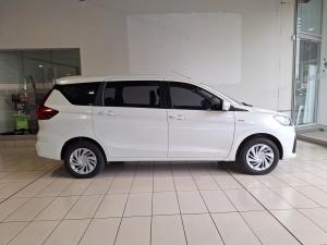 Toyota Rumion 1.5 SX manual - Image 3