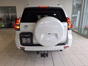 Toyota Land Cruiser Prado 2.8GD VX - Image 5
