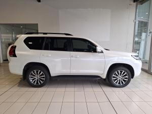 Toyota Land Cruiser Prado 2.8GD VX - Image 3