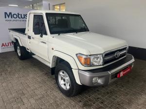Toyota Land Cruiser 79 4.2D single cab - Image 1
