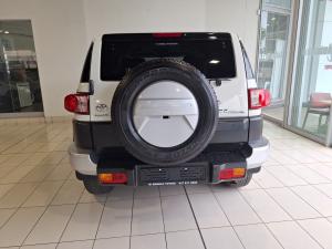 Toyota FJ Cruiser FJ Cruiser - Image 5