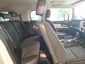 Toyota FJ Cruiser FJ Cruiser - Image 13